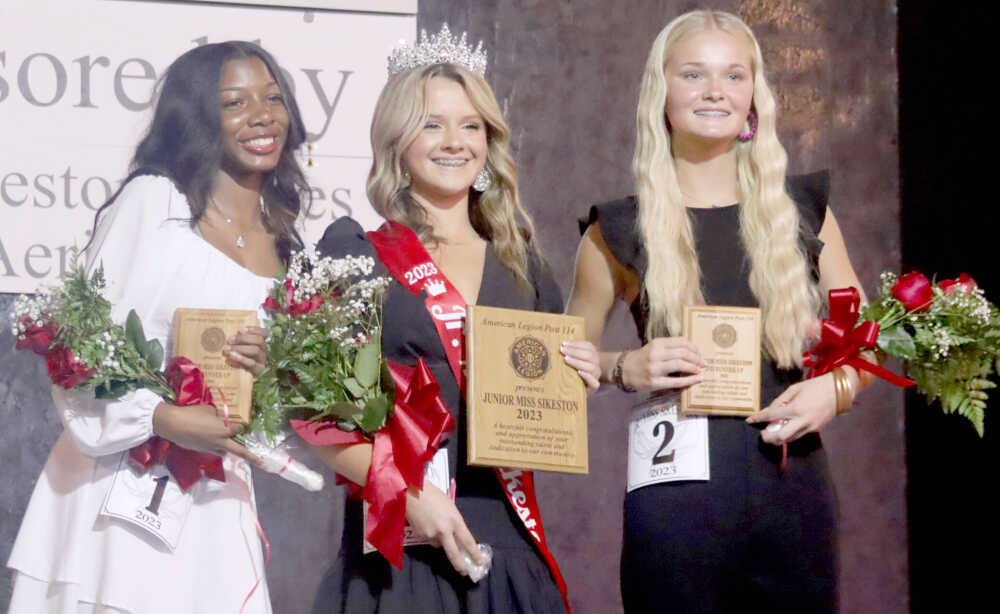Local News: Junior Miss Sikeston crowned (10/4/23)